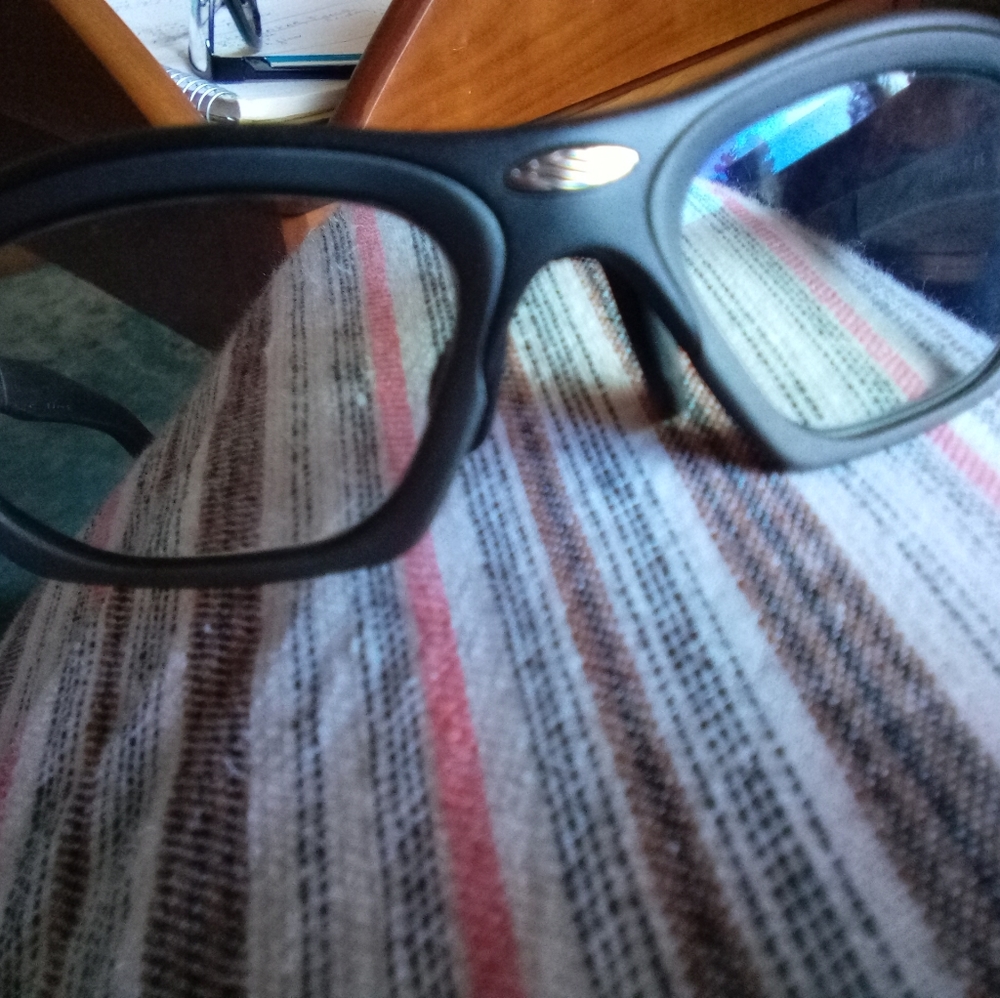Ruby Project Subscription Sun Glass's - Picture 2 of 9
